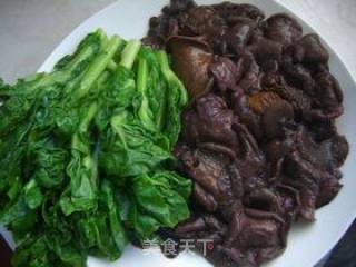 Stir-fried Red Milk Porcini Mushrooms recipe