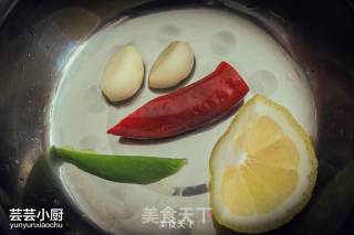 Cold Jellyfish Head [yun Yun Xiaochu] recipe