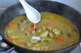 An Addictive New Way to Eat Curry-curry Chicken Dumpling Hot Pot recipe