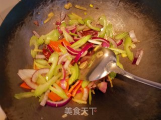 Stir-fried Celery with Chinese Sausage recipe