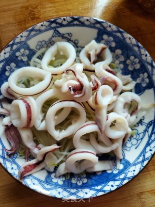 Fresh Squid Mixed with Silver Buds recipe