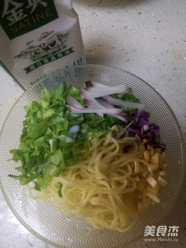 Lavender Vegetable Cold Noodles recipe