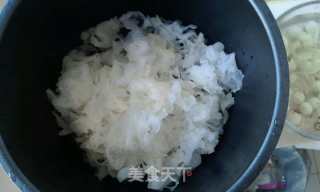 Jujube, Lily, Lotus Seed and Tremella Soup recipe