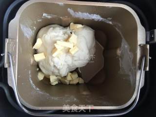 Tiled Almond Chop Bun recipe