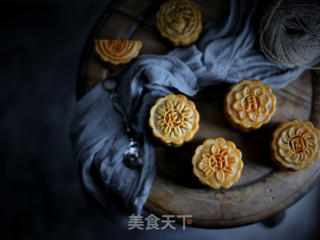 Classic Cantonese Mooncake recipe