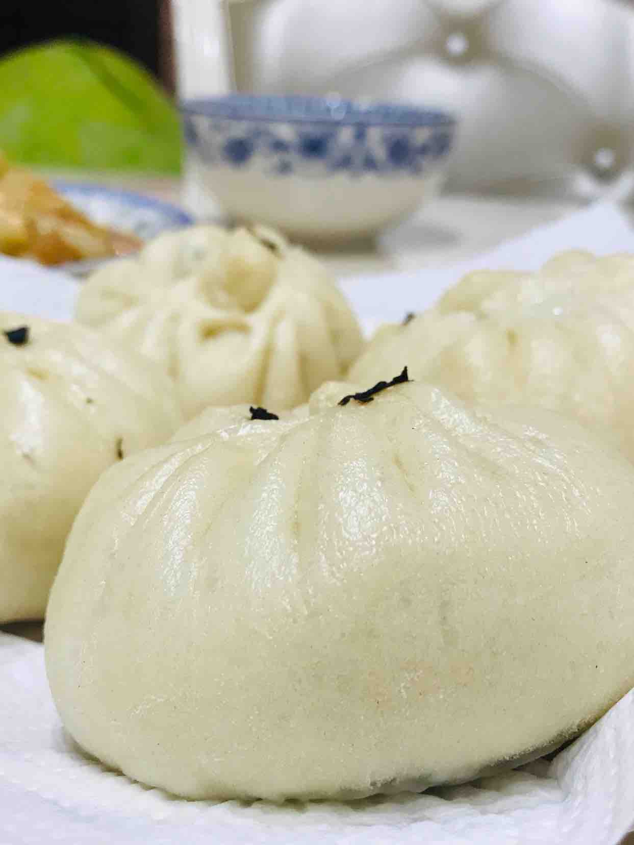 Plum Dried Vegetable Meat Bun recipe