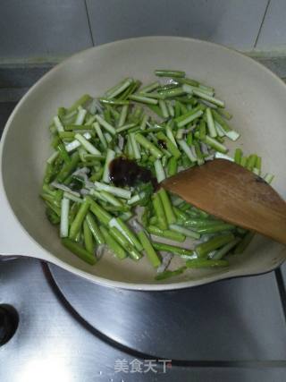 Asparagus Stir-fried Pork recipe