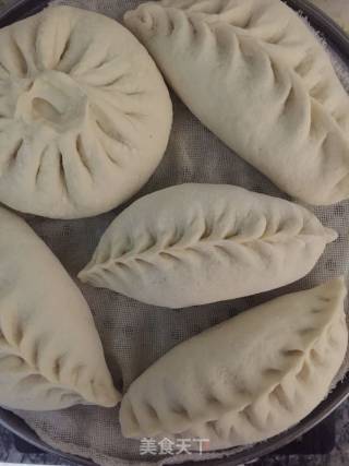 Sophora Japonica Meat Buns recipe