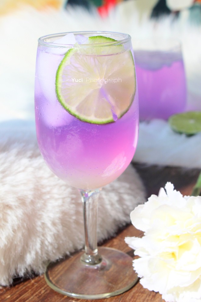 Put Xinghe into The Cup ~ Magic Butterfly Pea Flower recipe