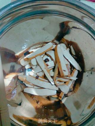 Celery Mixed with Fragrant Dried recipe