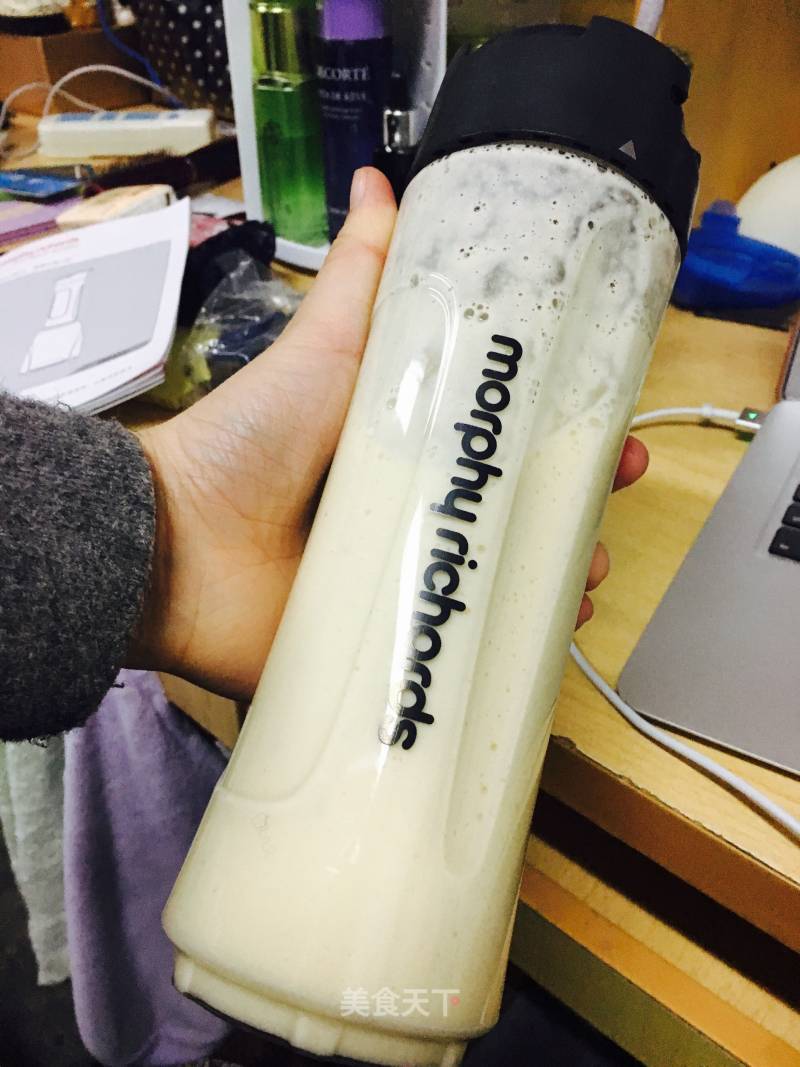 Banana Apple Milkshake recipe