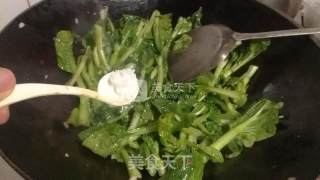 Stir-fried Vegetable Core with Garlic recipe
