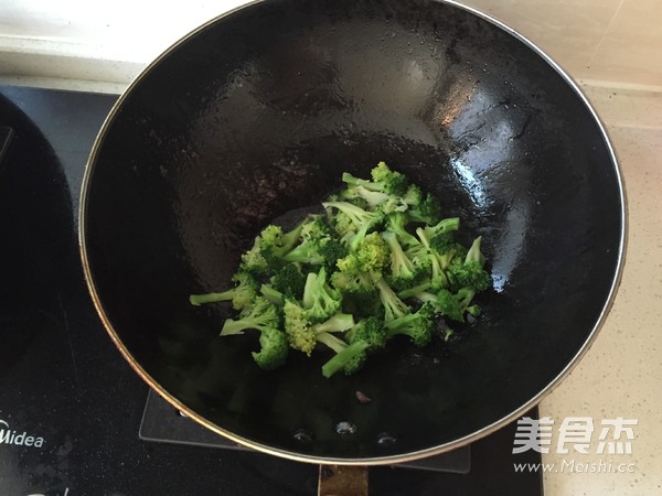 Fried Udon Noodles recipe