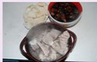 Matsutake Pork Ribs and Lotus Root Soup recipe
