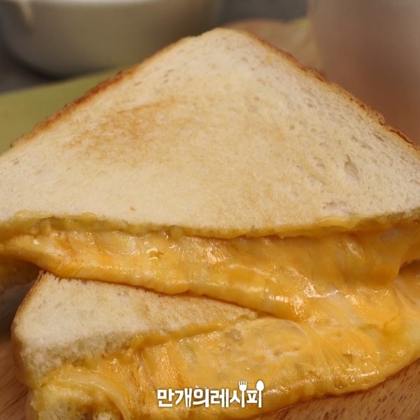 Cheese Cheese Toast recipe