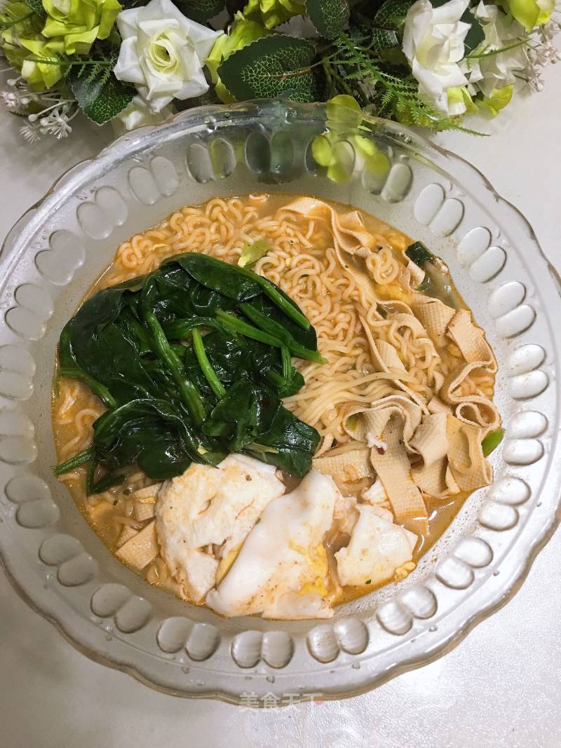 Instant Noodles with Egg and Tofu Skin recipe