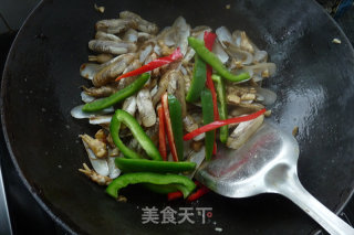 Sauce Fried Razor Clams recipe