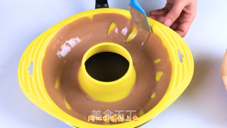 #trust之美# Surprise Donut Chocolate, Delicious, Fun and Pleasant Surprise recipe