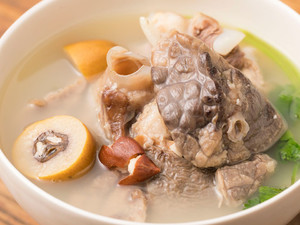 【green Olive Pig Lung Soup】a Good Soup is A Must-drink in April, Which is Good for Producing Body Fluid and Relieving Cough! recipe