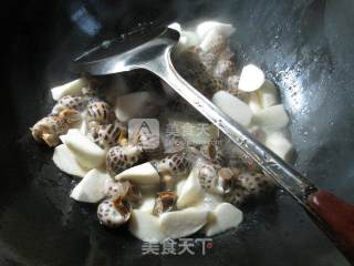 Stir-fried Snails with Rice White recipe