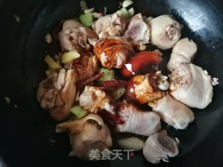 Braised Chicken Drumsticks with White Radish recipe