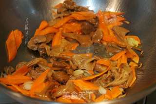 Stir-fried Chinese Cabbage with Mushrooms recipe