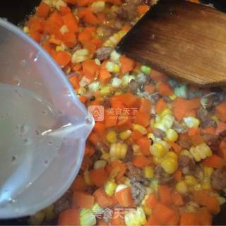 Stir-fried Minced Pork with Corn and Carrot recipe