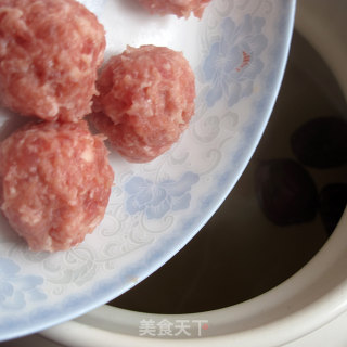 Wheat Date Licorice Meatball Soup recipe