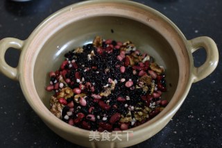 Tonifying The Kidney and Brain Black Rice Eight-treasure Porridge recipe