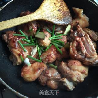 Braised Pork Feet with Fermented Bean Curd recipe