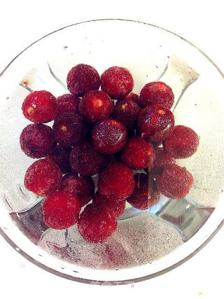 Iced Osmanthus Bayberry Juice recipe
