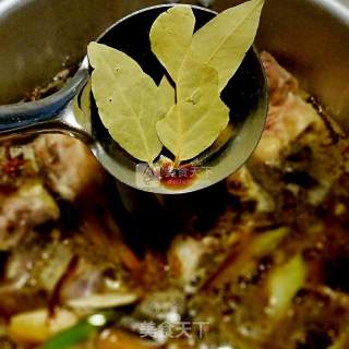Lamb Shank with Soy Sauce recipe
