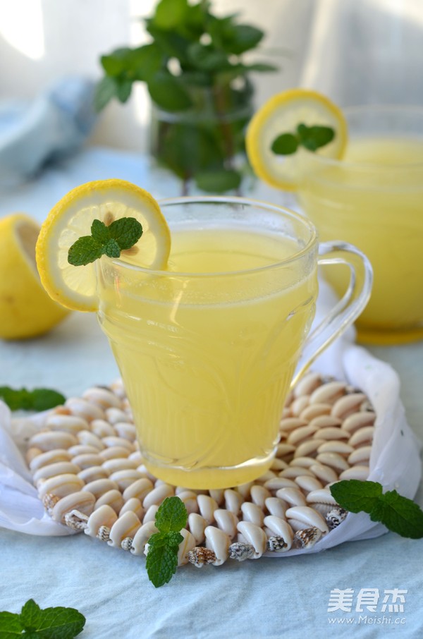 Slimming Lemon Juice recipe