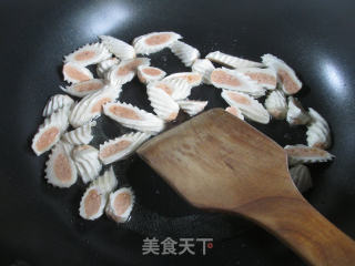 Stir-fried Scallop Balls with Leek recipe