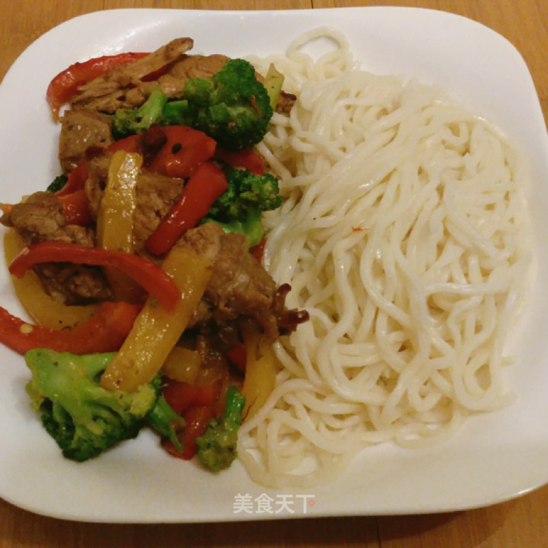 Bell Pepper Duck Cold Noodle recipe