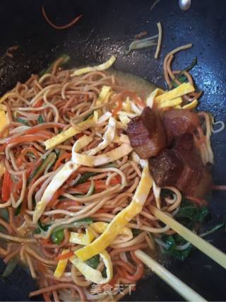 Egg Delicacies ~ ~ Fried Noodles recipe