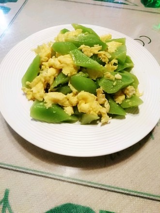 Scrambled Eggs with Lettuce recipe