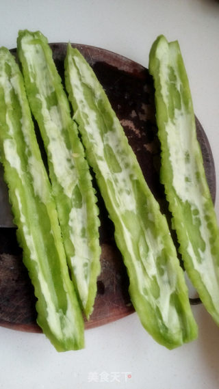 Summer Fast Hand Dish---cold Bitter Gourd recipe