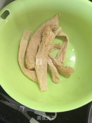 Bamboo Fungus Pork Ribs and Winter Melon Soup recipe