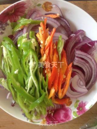 Stir-fried Shredded Beef with Onion recipe