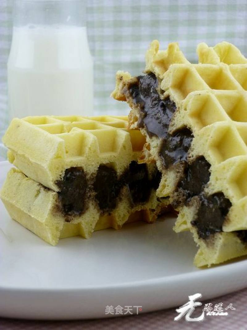 Easy Afternoon Tea: Waffles with Ice Cream recipe