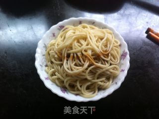 Hot Noodles with Sesame Paste recipe