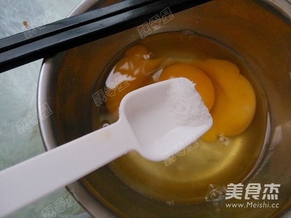 Scrambled Eggs with Kimchi recipe