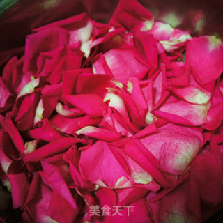 Affectionate Rose Candy-rose Dedication on Wedding Day~╮(╯▽╰)╭ recipe