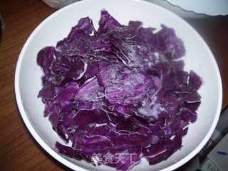 Fried Purple Cabbage with Egg recipe