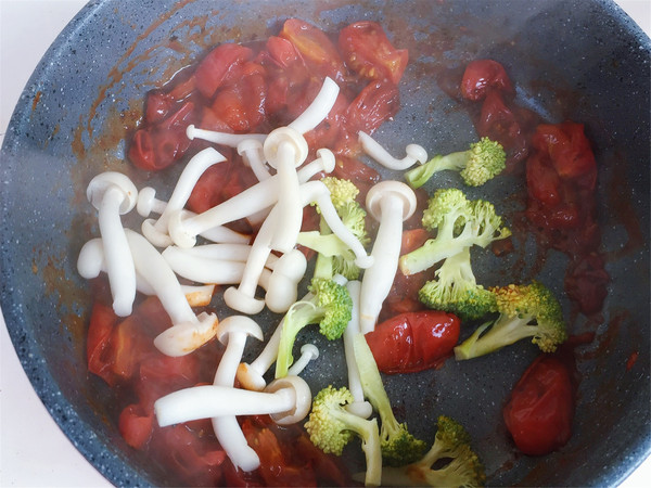 Beef Noodles in Tomato Soup recipe