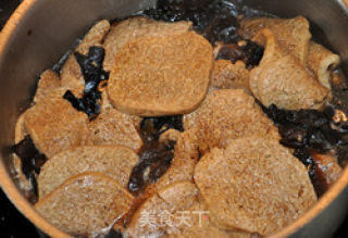 Vegetarian Chicken Stir-fried Black Fungus recipe