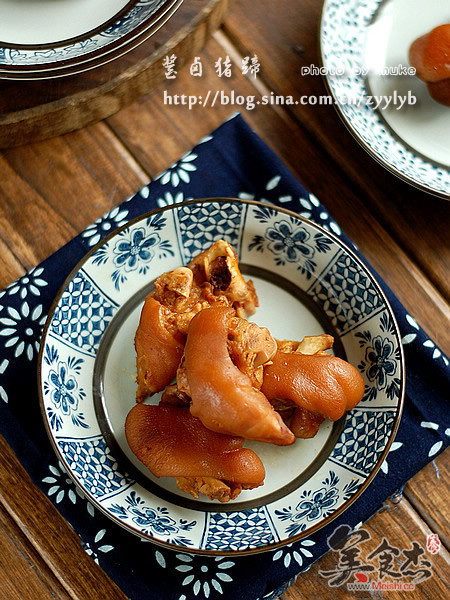 Marinated Pig's Trotters recipe