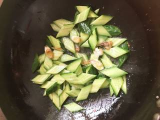 Scrambled Eggs with Cucumber recipe