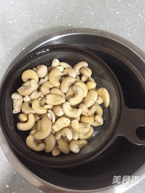 Frosted Cashew Nuts recipe